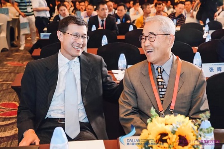 參會嘉賓Dean M.Toriumi教授，PARK教授